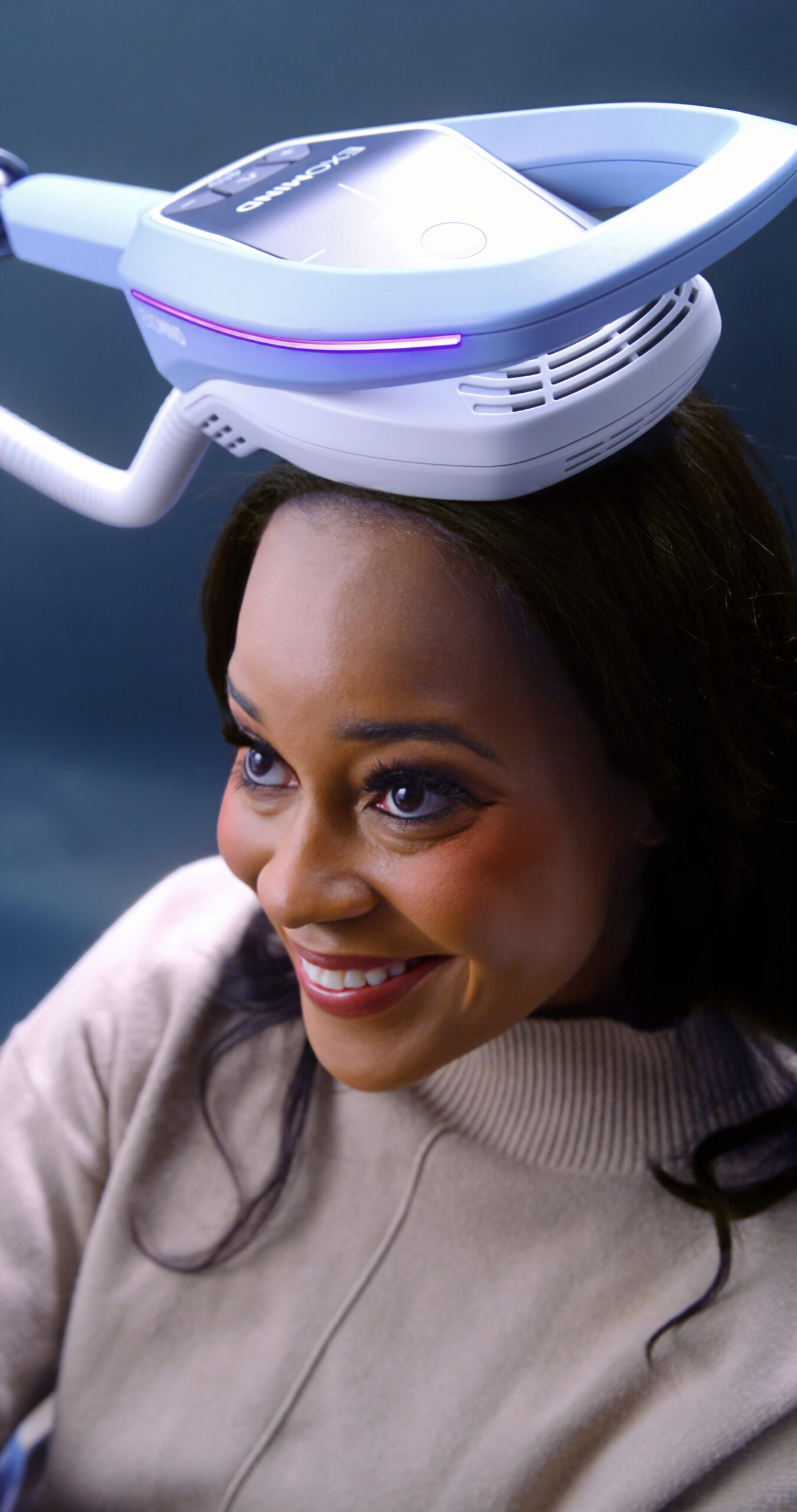 exomind pic female model2 0276 enus100